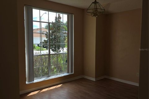 House in Orlando, Florida 4 bedrooms, 188.03 sq.m. № 2351637 - photo 17