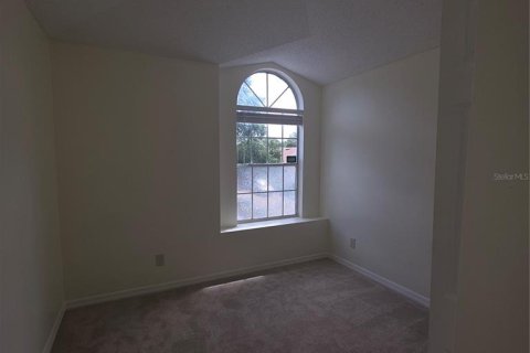 House in Orlando, Florida 4 bedrooms, 188.03 sq.m. № 2351637 - photo 28