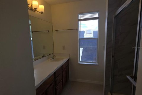 House in Orlando, Florida 4 bedrooms, 188.03 sq.m. № 2351637 - photo 22