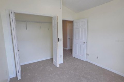 House in Orlando, Florida 4 bedrooms, 188.03 sq.m. № 2351637 - photo 27