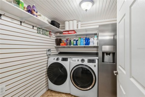 Casa en venta en Orlando, Florida, 4 dormitorios, 205.87 m2 № 2427258 - foto 30