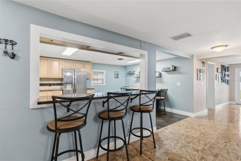 Casa en venta en Orlando, Florida, 4 dormitorios, 205.87 m2 № 2427258 - foto 17