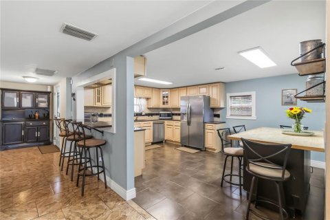 Casa en venta en Orlando, Florida, 4 dormitorios, 205.87 m2 № 2427258 - foto 16