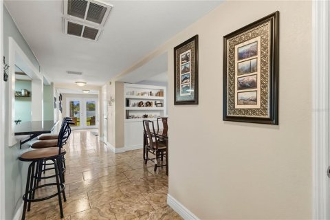 Casa en venta en Orlando, Florida, 4 dormitorios, 205.87 m2 № 2427258 - foto 18
