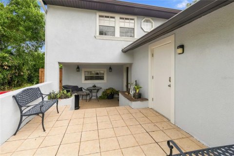 Casa en venta en Orlando, Florida, 4 dormitorios, 205.87 m2 № 2427258 - foto 9