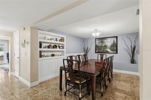 Casa en venta en Orlando, Florida, 4 dormitorios, 205.87 m2 № 2427258 - foto 28