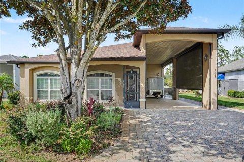 Villa ou maison à Polk City, Floride 2 chambres, 168.9 m2 № 2421695