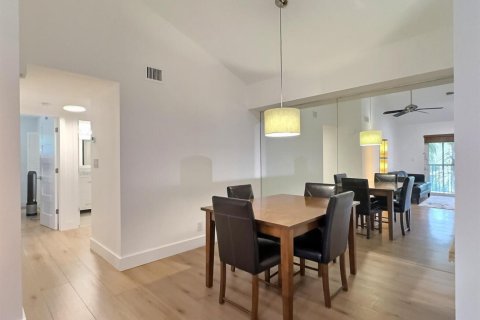 Copropriété à vendre à Oakland Park, Floride: 2 chambres, 107.77 m2 № 2083577 - photo 10