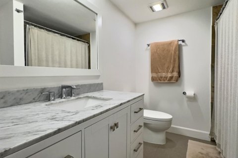 Copropriété à vendre à Oakland Park, Floride: 2 chambres, 107.77 m2 № 2083577 - photo 2
