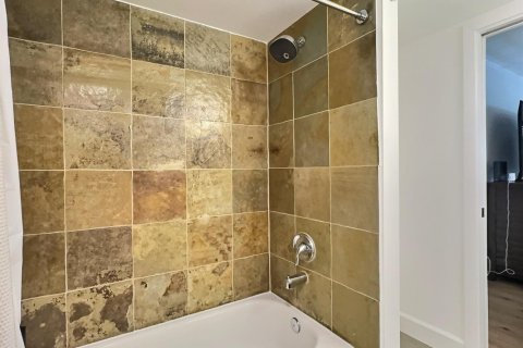 Copropriété à vendre à Oakland Park, Floride: 2 chambres, 107.77 m2 № 2083577 - photo 3