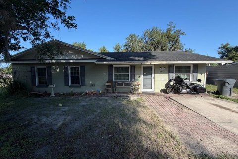 House in Bartow, Florida 3 bedrooms, 113.81 sq.m. № 2138411
