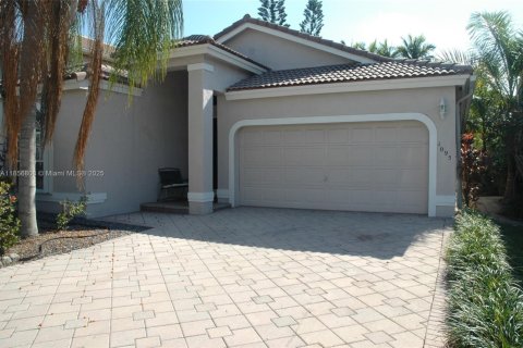 House in Coral Springs, Florida 3 bedrooms, 160.91 sq.m. № 1878955 - photo 3
