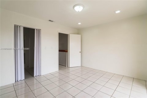 Купить кондоминиум в Хайалиа, Флорида 2 спальни, 94.67м2, № 2044423 - фото 17