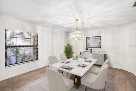 Casa en venta en Valrico, Florida, 4 dormitorios, 291.62 m2 № 2151500 - foto 7