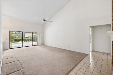 Casa en venta en Valrico, Florida, 4 dormitorios, 291.62 m2 № 2151500 - foto 10
