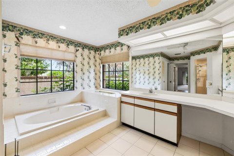 Casa en venta en Valrico, Florida, 4 dormitorios, 291.62 m2 № 2151500 - foto 20