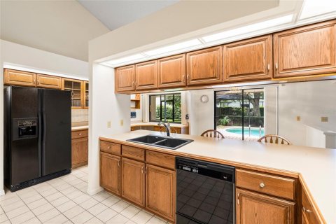 Casa en venta en Valrico, Florida, 4 dormitorios, 291.62 m2 № 2151500 - foto 16