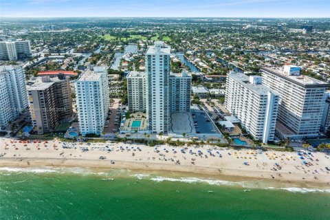 Condominio en venta en Fort Lauderdale, Florida, 1 dormitorio, 101.08 m2 № 2077174 - foto 5
