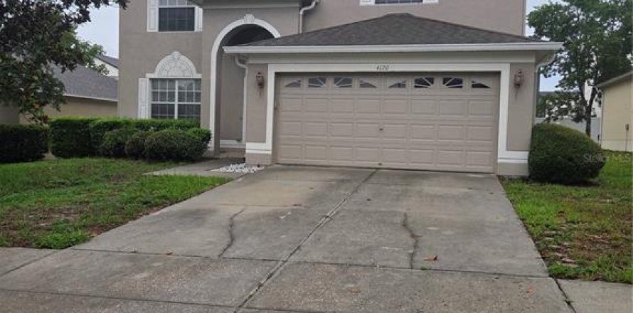 Casa en Spring Hill, Florida 6 dormitorios, 281.03 m2 № 1806631
