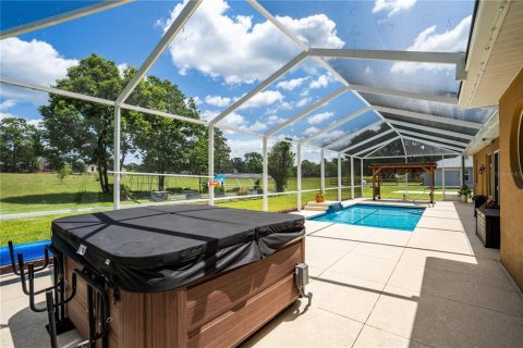 Casa en venta en Silver Springs Shores, Florida, 3 dormitorios, 300.07 m2 № 1769123 - foto 13