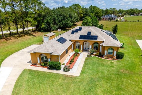 Casa en venta en Silver Springs Shores, Florida, 3 dormitorios, 300.07 m2 № 1769123 - foto 1