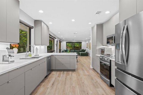 Casa en venta en Fort Lauderdale, Florida, 3 dormitorios, 277.87 m2 № 2417977 - foto 9