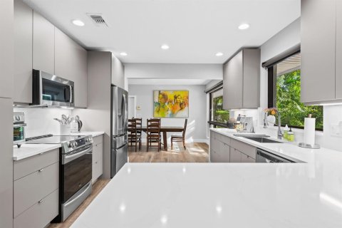 Casa en venta en Fort Lauderdale, Florida, 3 dormitorios, 277.87 m2 № 2417977 - foto 8