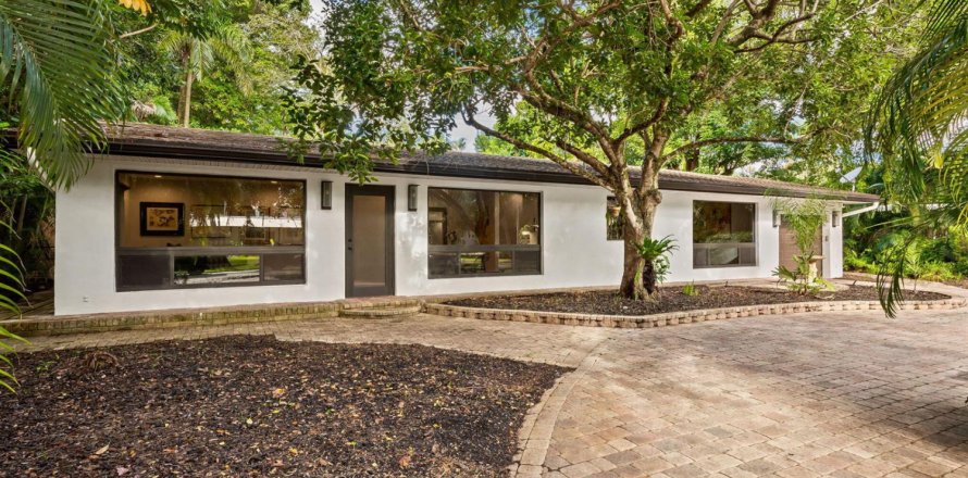 Casa en Fort Lauderdale, Florida 3 dormitorios, 277.87 m2 № 2417977