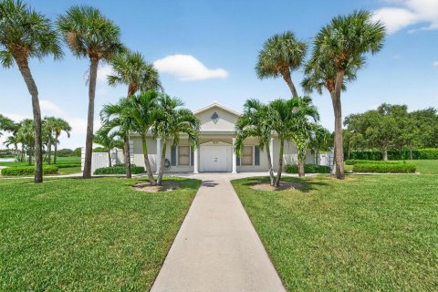 Condo in West Palm Beach, Florida, 2 bedrooms  № 2245611 - photo 13