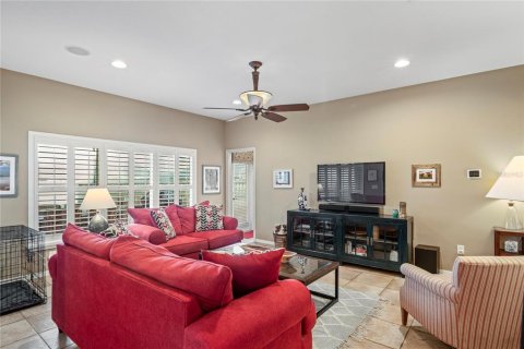 House in Land O' Lakes, Florida 5 bedrooms, 259.2 sq.m. № 1906210 - photo 22