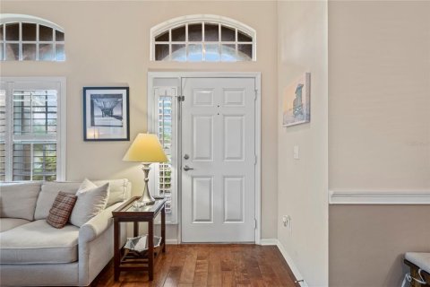 House in Land O' Lakes, Florida 5 bedrooms, 259.2 sq.m. № 1906210 - photo 6