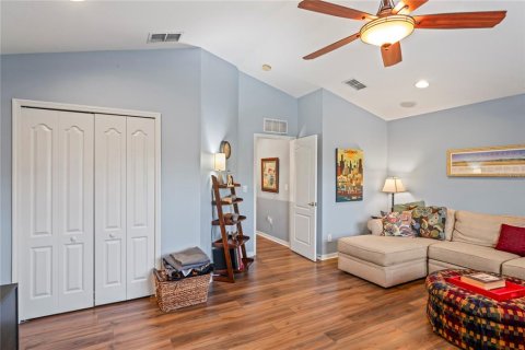 House in Land O' Lakes, Florida 5 bedrooms, 259.2 sq.m. № 1906210 - photo 26