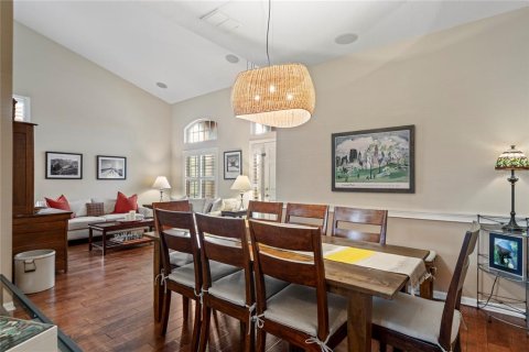 House in Land O' Lakes, Florida 5 bedrooms, 259.2 sq.m. № 1906210 - photo 18