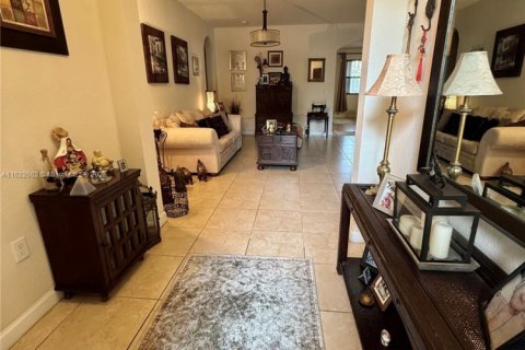 Купить виллу или дом в Майами, Флорида 4 спальни, 213.02м2, № 1958201 - фото 6