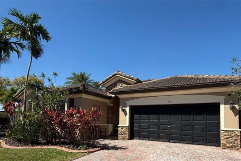 Купить виллу или дом в Майами, Флорида 4 спальни, 213.02м2, № 1958201 - фото 2