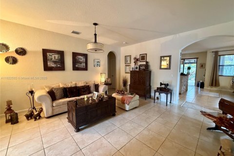 Купить виллу или дом в Майами, Флорида 4 спальни, 213.02м2, № 1958201 - фото 5