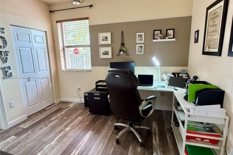 Купить виллу или дом в Майами, Флорида 4 спальни, 213.02м2, № 1958201 - фото 25