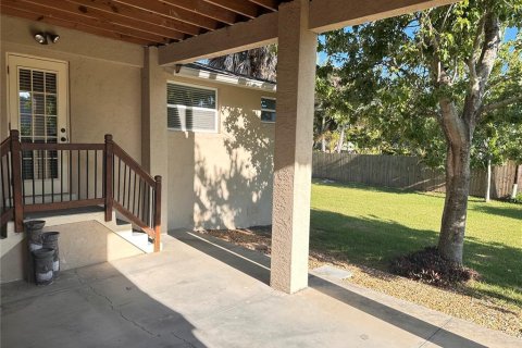 Apartamento en alquiler en Englewood, Florida, 3 dormitorios, 189.06 m2 № 2258832 - foto 15