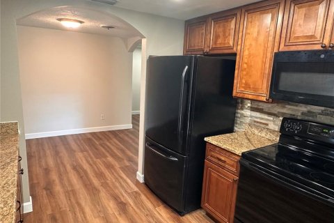 Apartamento en alquiler en Englewood, Florida, 3 dormitorios, 189.06 m2 № 2258832 - foto 6