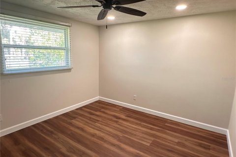 Apartamento en alquiler en Englewood, Florida, 3 dormitorios, 189.06 m2 № 2258832 - foto 9