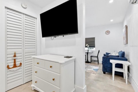 Apartment in Bradenton, Florida 1 bedroom, 41.81 sq.m. № 2223255 - photo 11