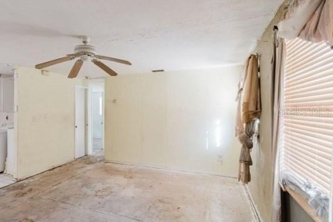 House in Largo, Florida 2 bedrooms, 93.37 sq.m. № 1526720 - photo 12