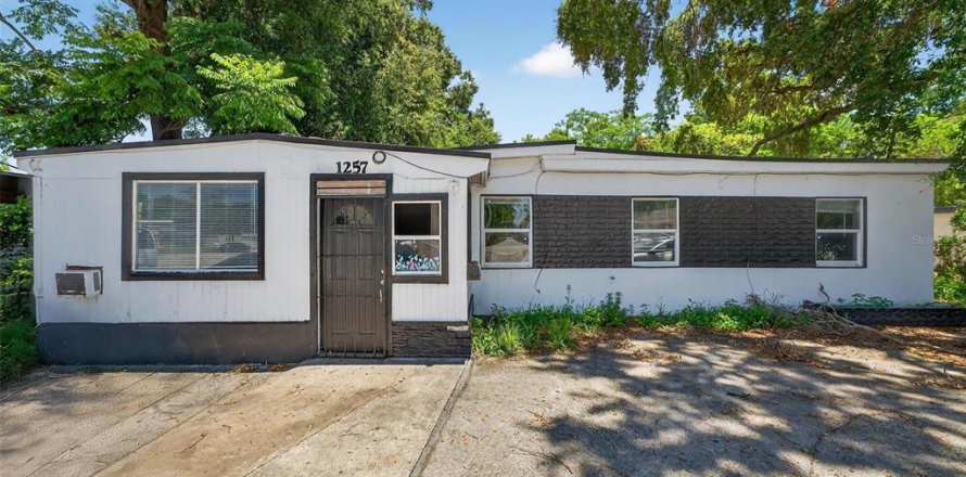 Commercial property in Orlando, Florida 166.11 sq.m. № 1869456