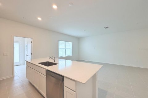 Touwnhouse à louer à Apopka, Floride: 4 chambres, 185.8 m2 № 2092355 - photo 9