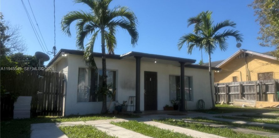 Immobilier commercial à Miami, Floride 209.22 m2 № 2004141