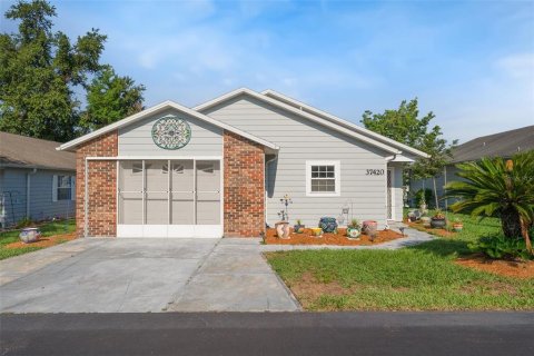 Casa en Zephyrhills, Florida 2 dormitorios, 133.22 m2 № 2109849