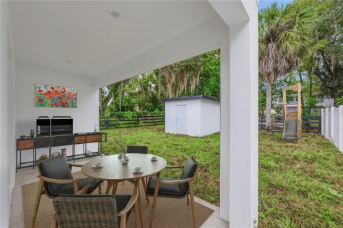 Casa en venta en Eustis, Florida, 4 dormitorios, 185.8 m2 № 2409820 - foto 30