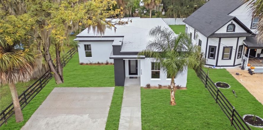 Casa en Eustis, Florida 4 dormitorios, 185.8 m2 № 2409820