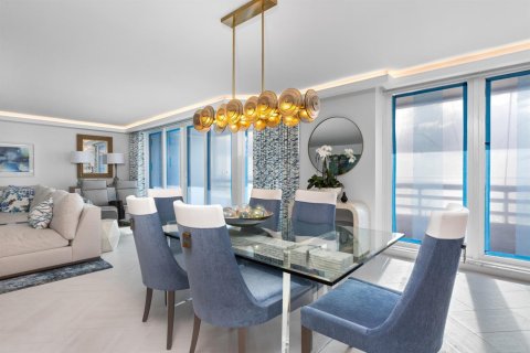 Copropriété à vendre à Boca Raton, Floride: 3 chambres, 259.38 m2 № 2259601 - photo 12