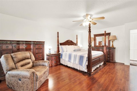 Villa ou maison à vendre à Miami, Floride: 4 chambres, 223.71 m2 № 1953447 - photo 26